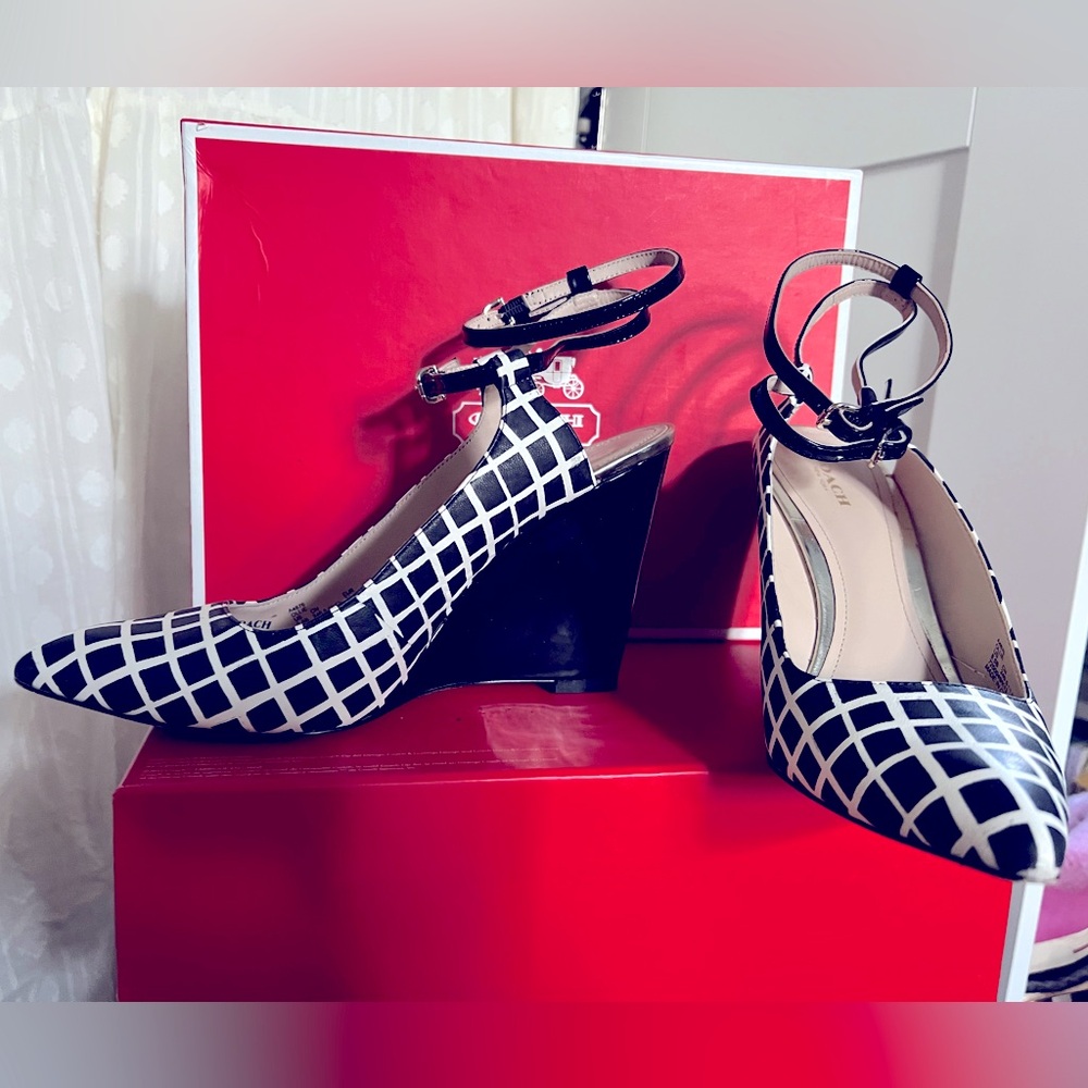 EUC boxed Coach Ollie 8.5 check patent leather wedge openback ankle strap shoes